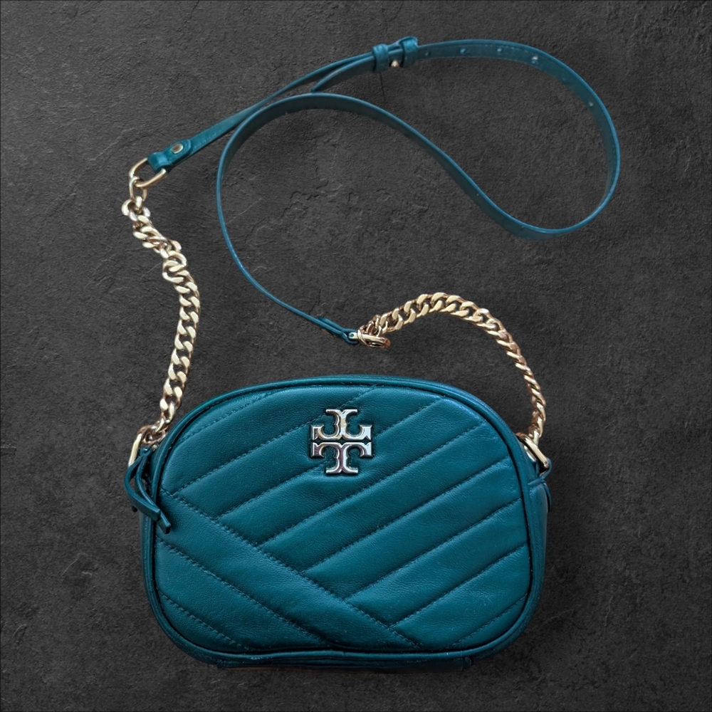 REFURB Tory Burch Kira Chevron Small